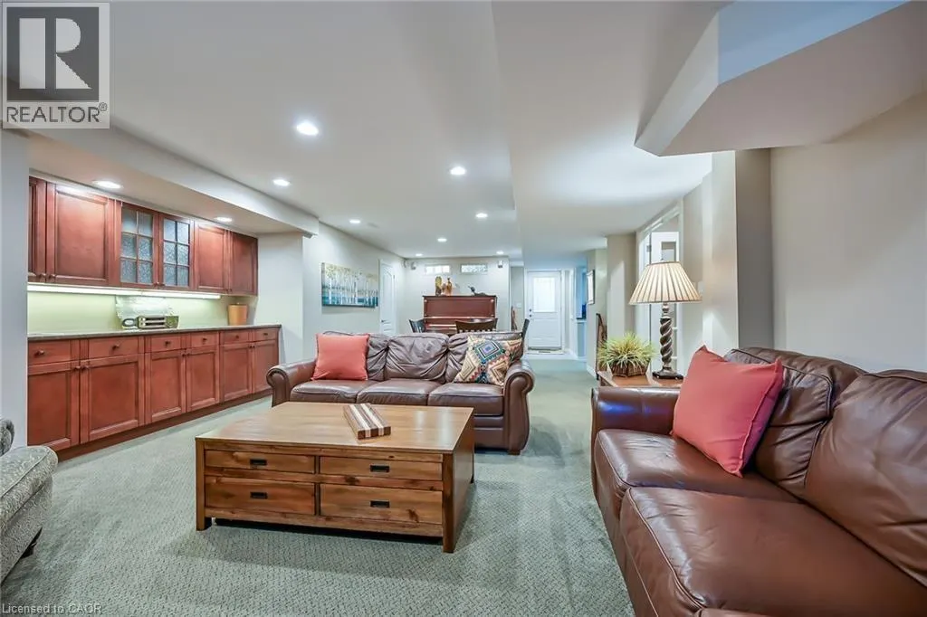 15 PELHAM Drive
