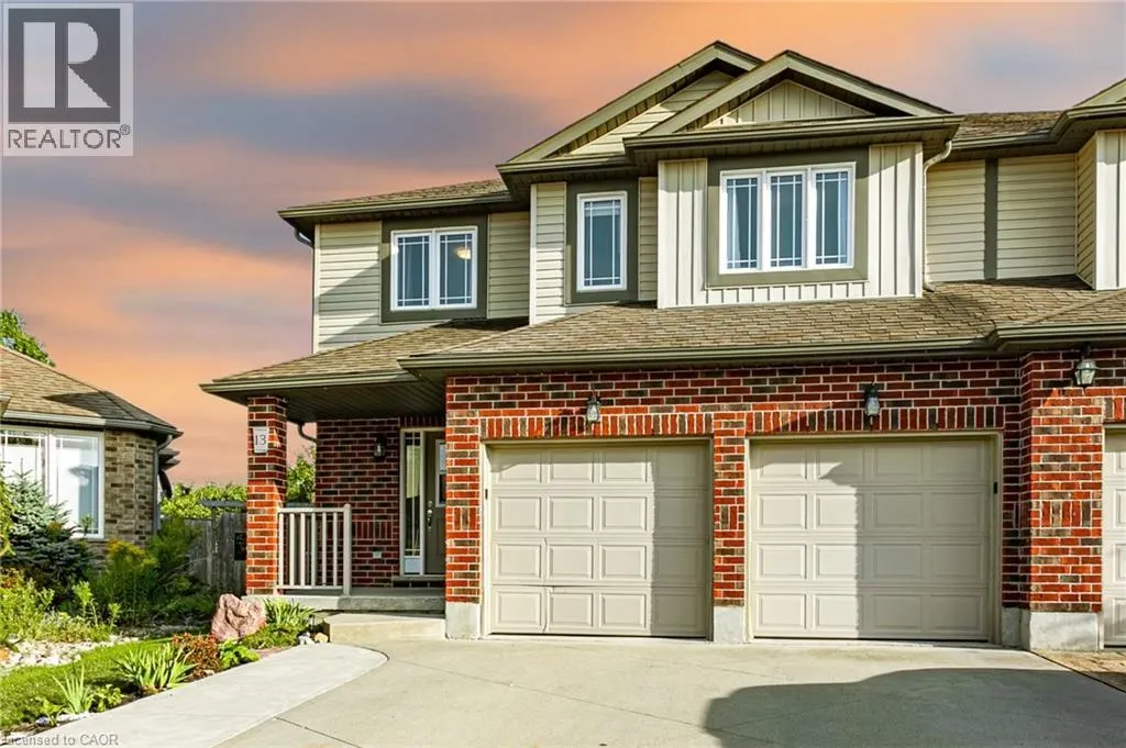 13 RIDGEWOOD Court