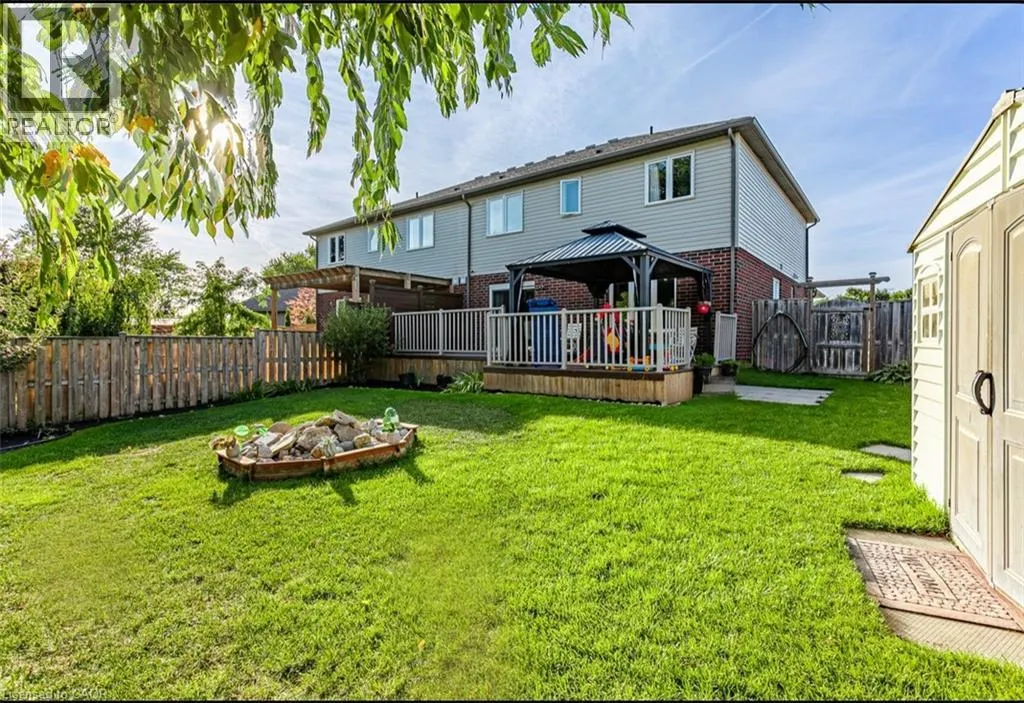13 RIDGEWOOD Court