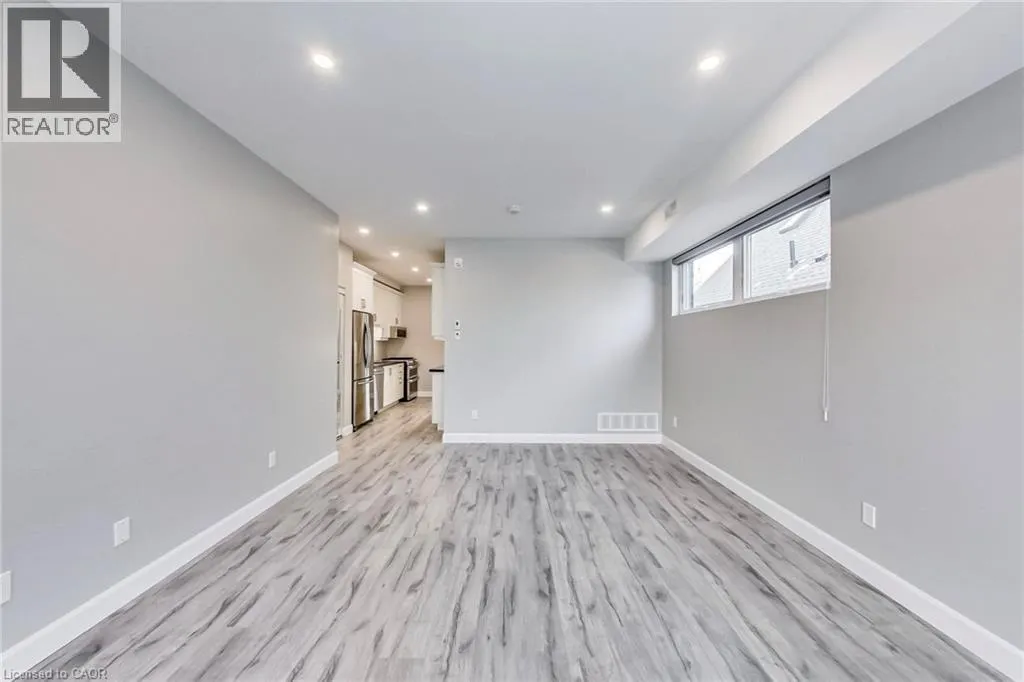 347 CHARLTON Avenue W Unit# 202, #202