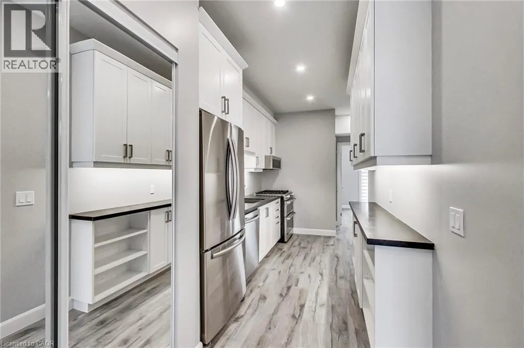 347 CHARLTON Avenue W Unit# 202, #202