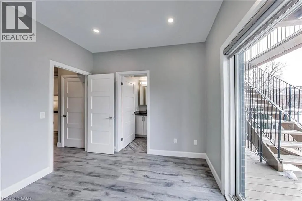 347 CHARLTON Avenue W Unit# 202, #202