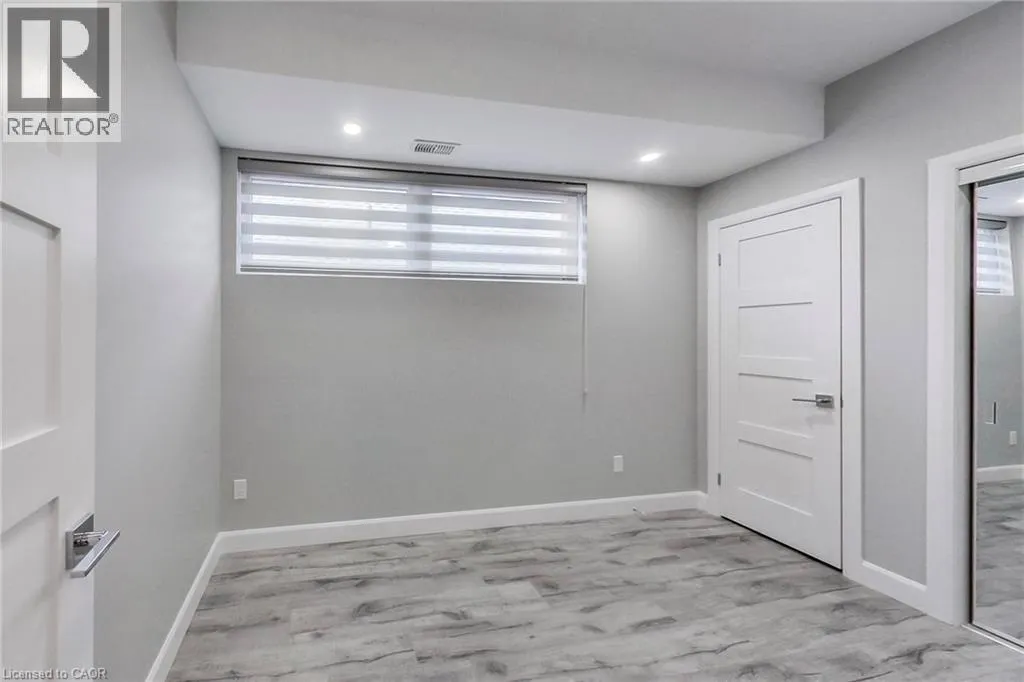 347 CHARLTON Avenue W Unit# 202, #202