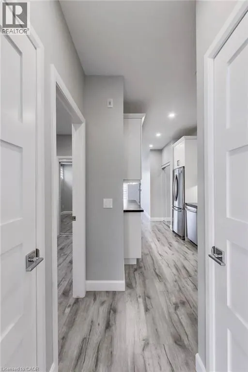 347 CHARLTON Avenue W Unit# 202, #202