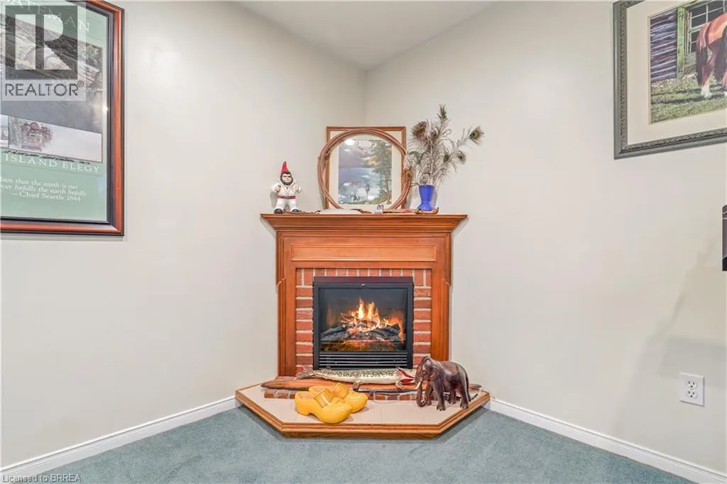 5 ANASTASIA Crescent
