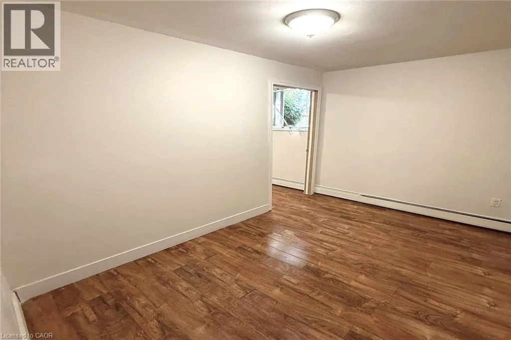 807 ROBINSON Street Unit# B, #B