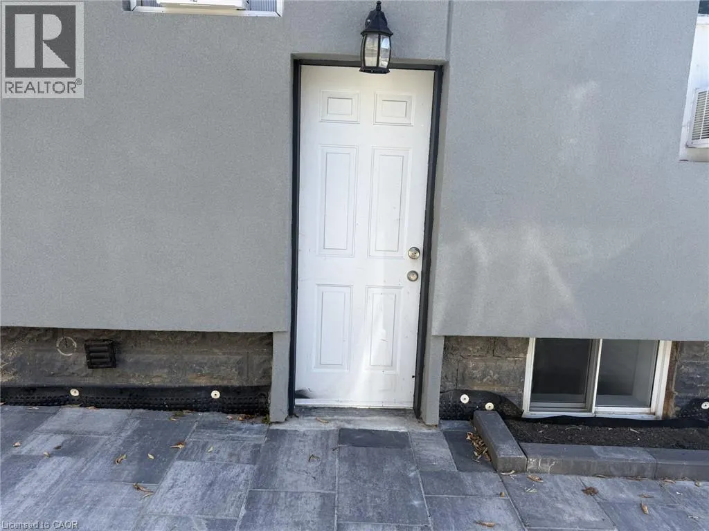 34 WELLAND Street Unit# Lower, #Lower