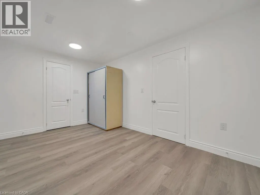 34 BELWOOD Walk