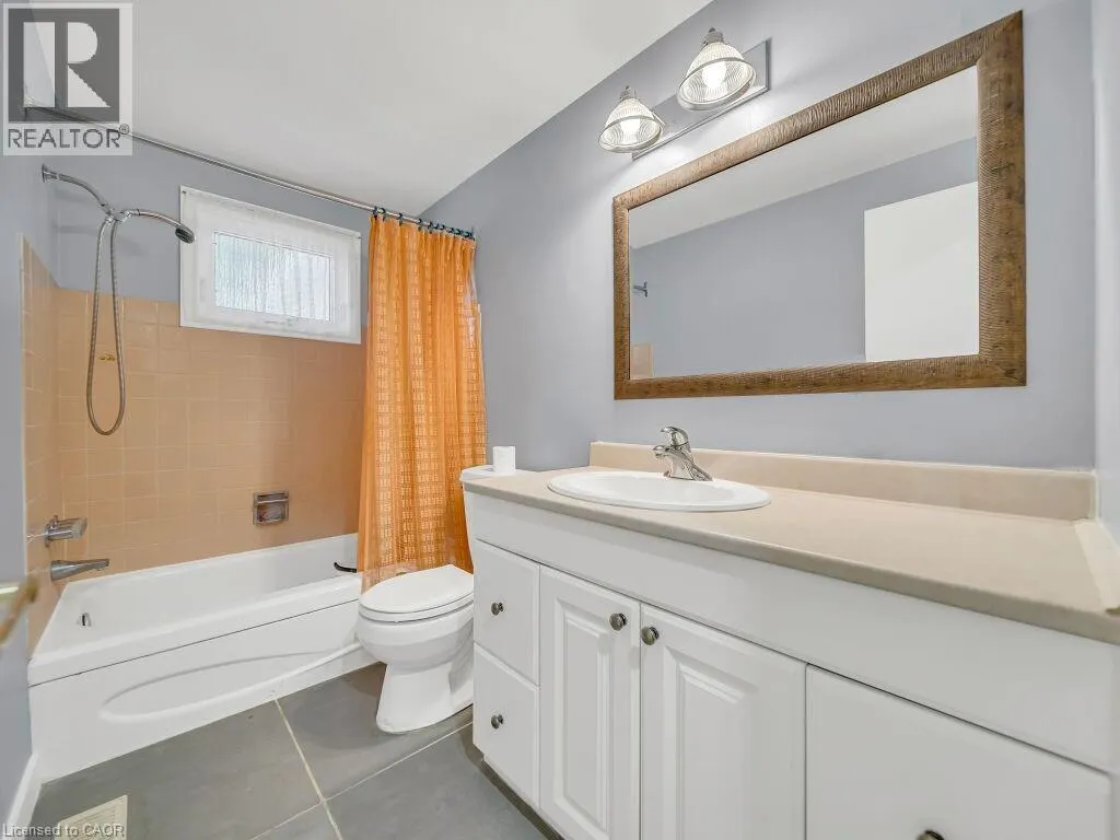 34 BELWOOD Walk
