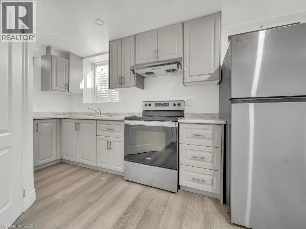 34 BELWOOD Walk