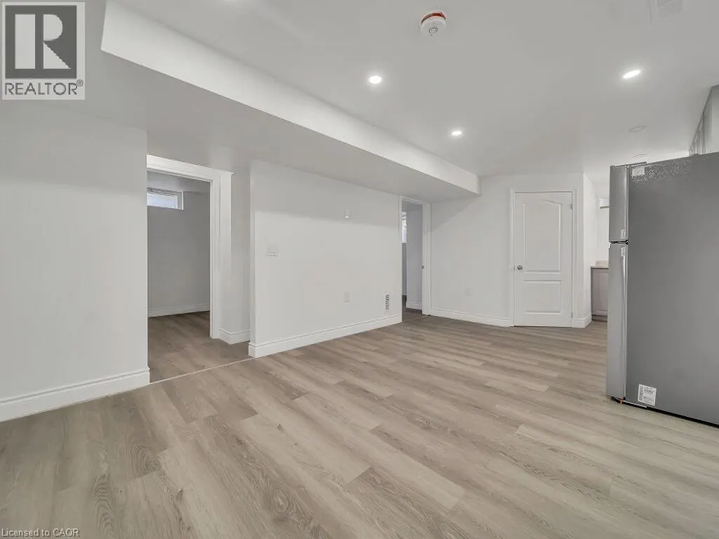 34 BELWOOD Walk