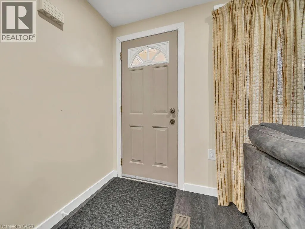 34 BELWOOD Walk