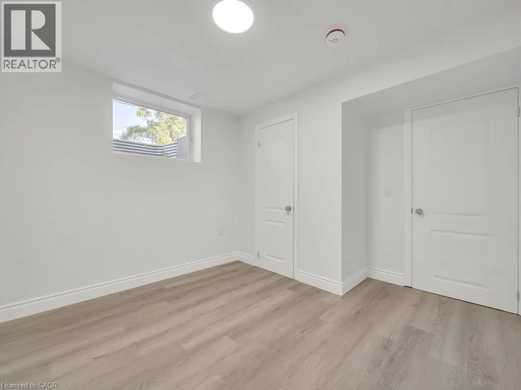 34 BELWOOD Walk