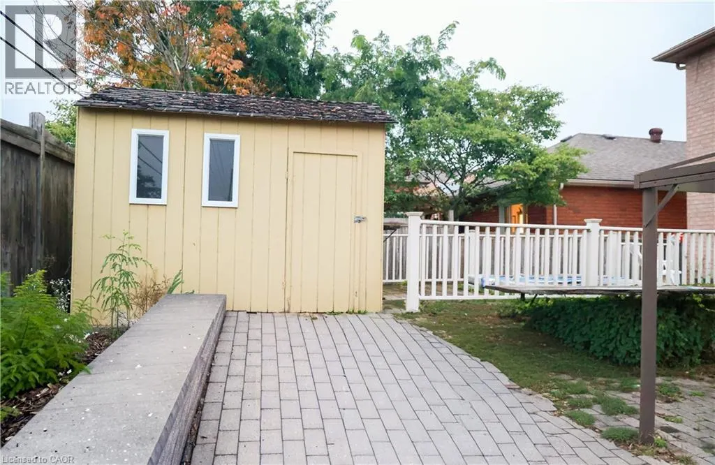 67 STOLLAR Boulevard