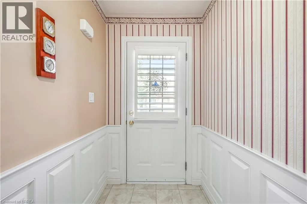 25 COBDEN Court Unit# 8, #8