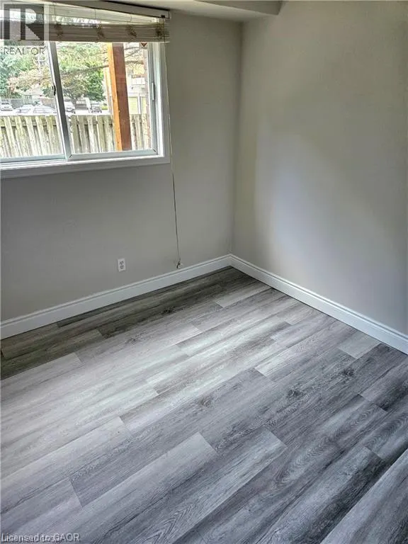 3085 KINGSWAY Drive Unit# 3, #3