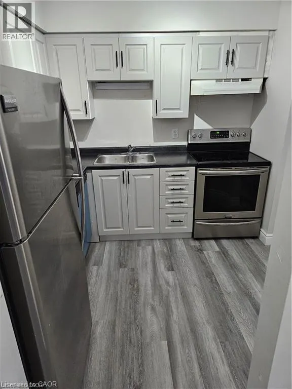 3085 KINGSWAY Drive Unit# 3, #3