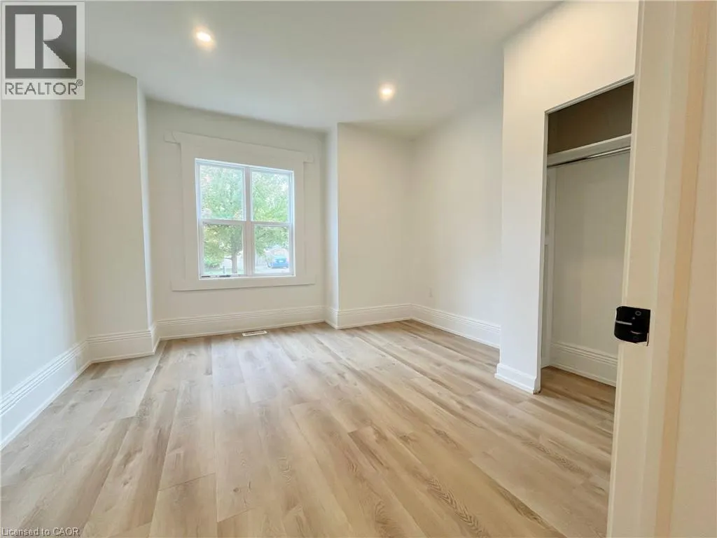 24-26 CAYUGA Street Unit# 26a, #26a