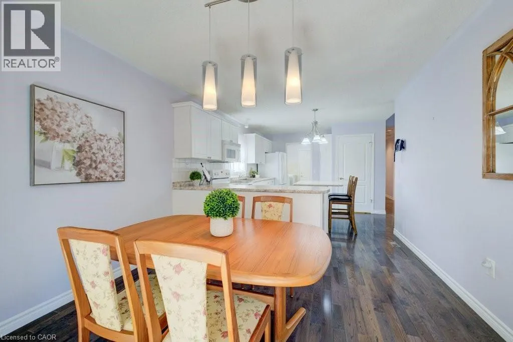 128 WESLEY Crescent