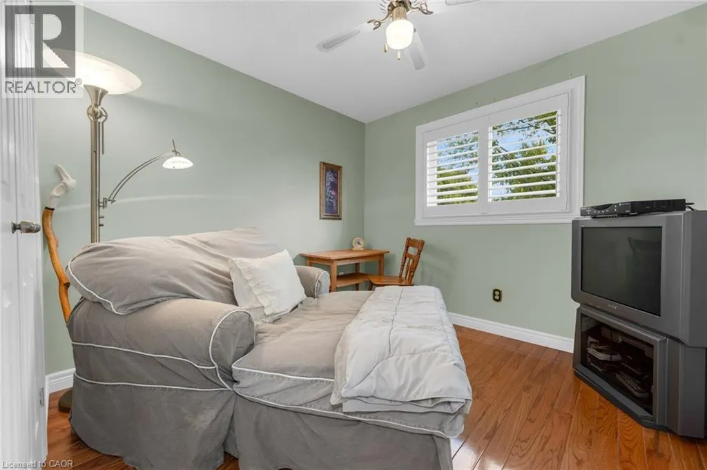 15 ELLINGTON Avenue Unit# 3, #3