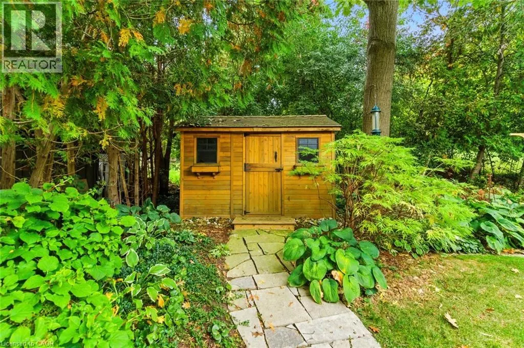 65 MAPLE Avenue