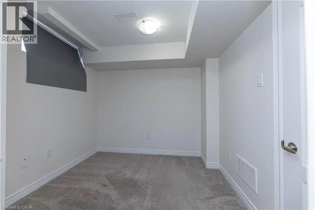 764 LINDEN Drive