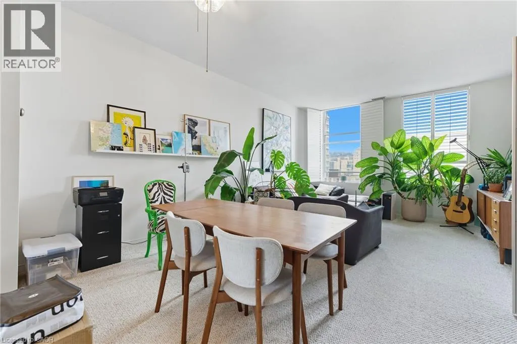 36 JAMES Street S Unit# 709, #709