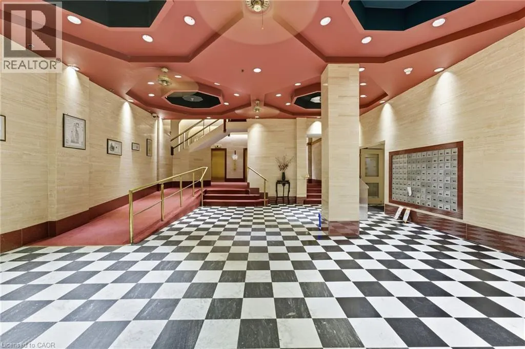 36 JAMES Street S Unit# 709, #709