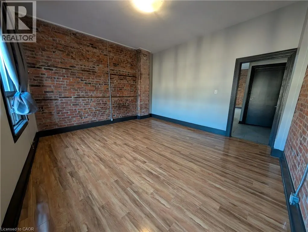 473 KING Street W Unit# B, #B