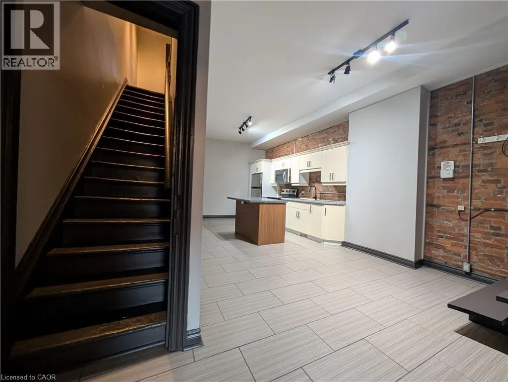 473 KING Street W Unit# B, #B