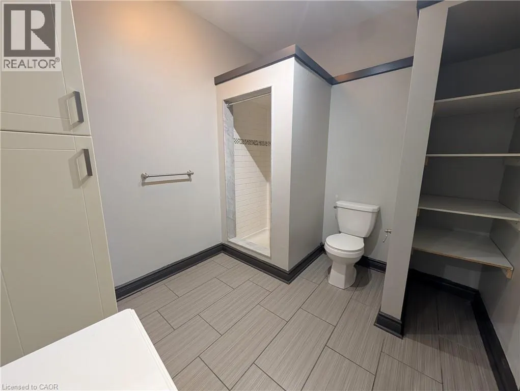 473 KING Street W Unit# B, #B