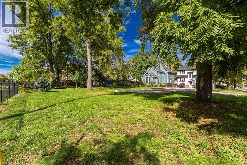 5/6 ELGIN Street