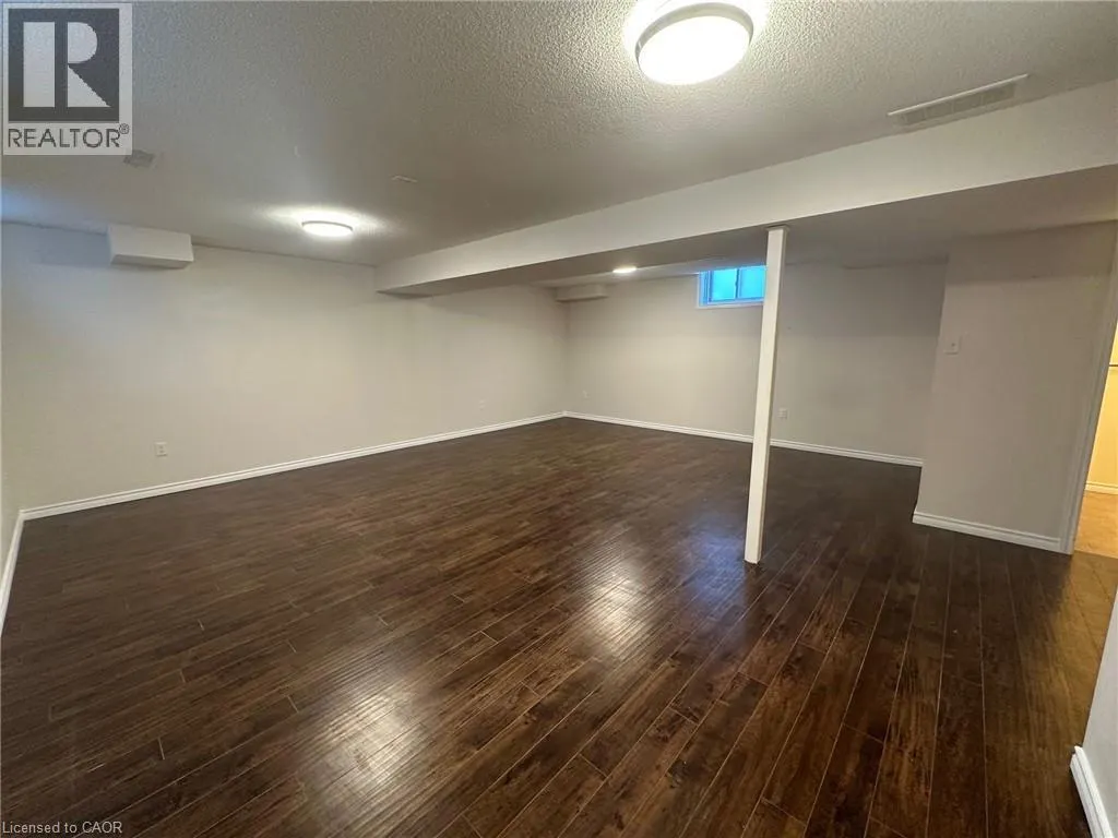 1353 OLD ZELLER Drive