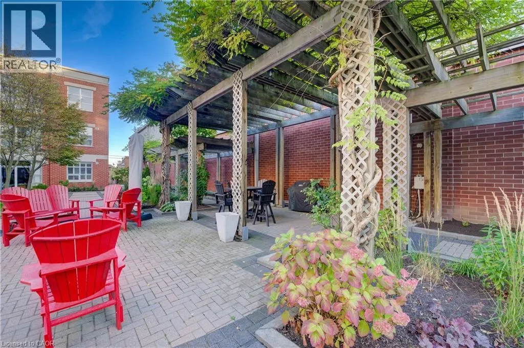 165 DUKE Street E Unit# 105, #105
