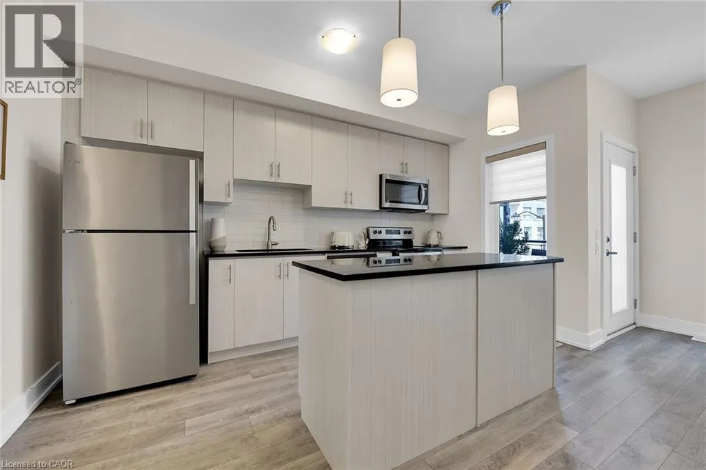 115 SHOREVIEW Place Unit# 9, #9