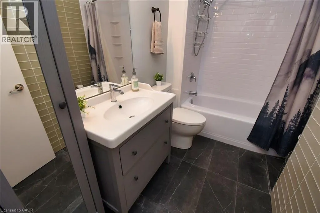 350 QUIGLEY Road Unit# 212, #212
