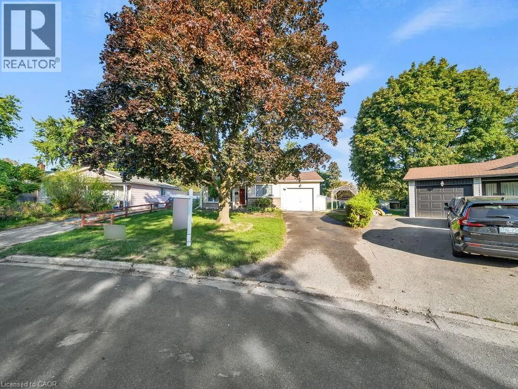 34 BELWOOD Walk
