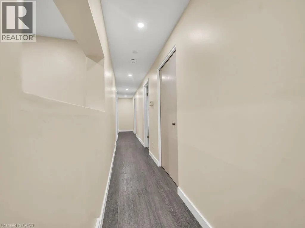 34 BELWOOD Walk