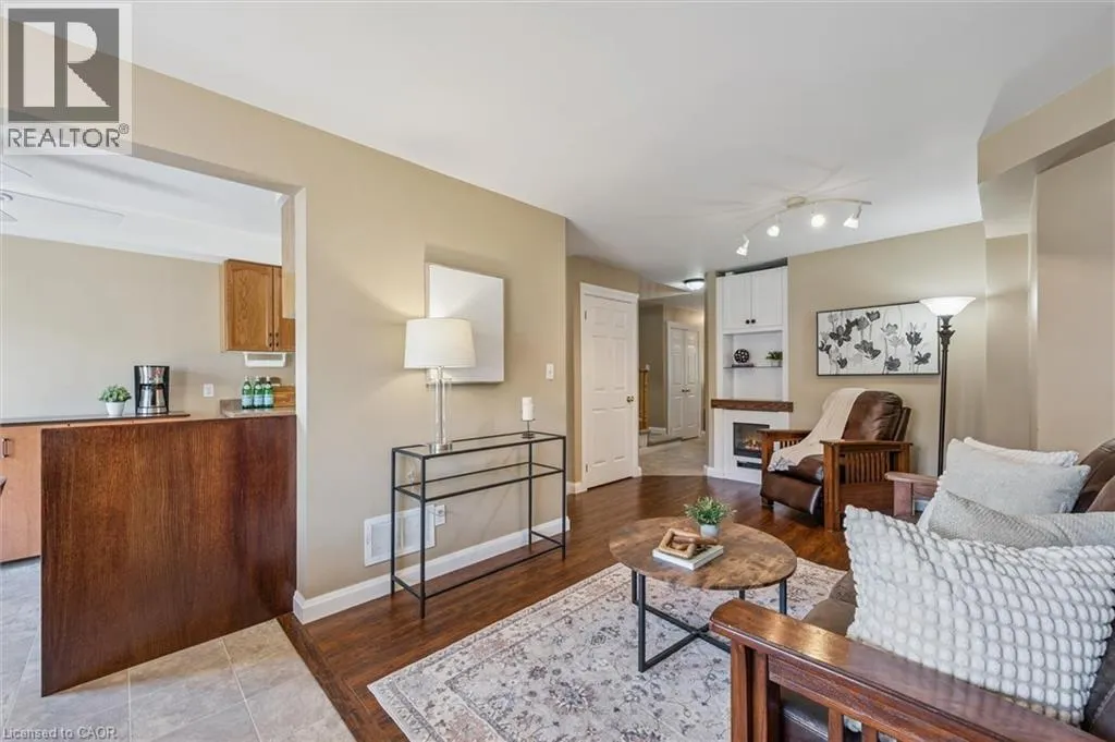 13 HARNESS Lane