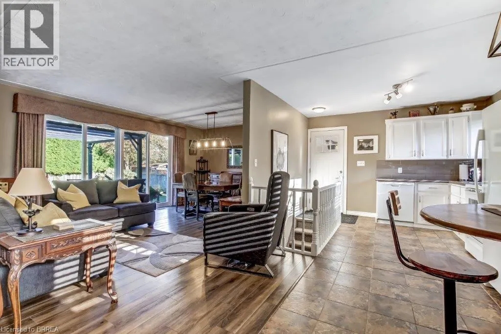 66 FORSYTHE Avenue