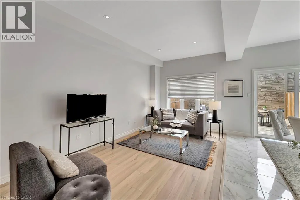 98 SHOREVIEW Place Unit# 18, #18