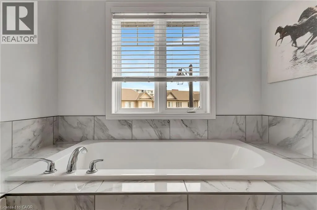 98 SHOREVIEW Place Unit# 18, #18