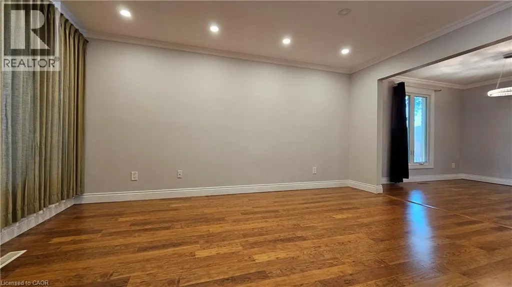 110 ABBOT Drive