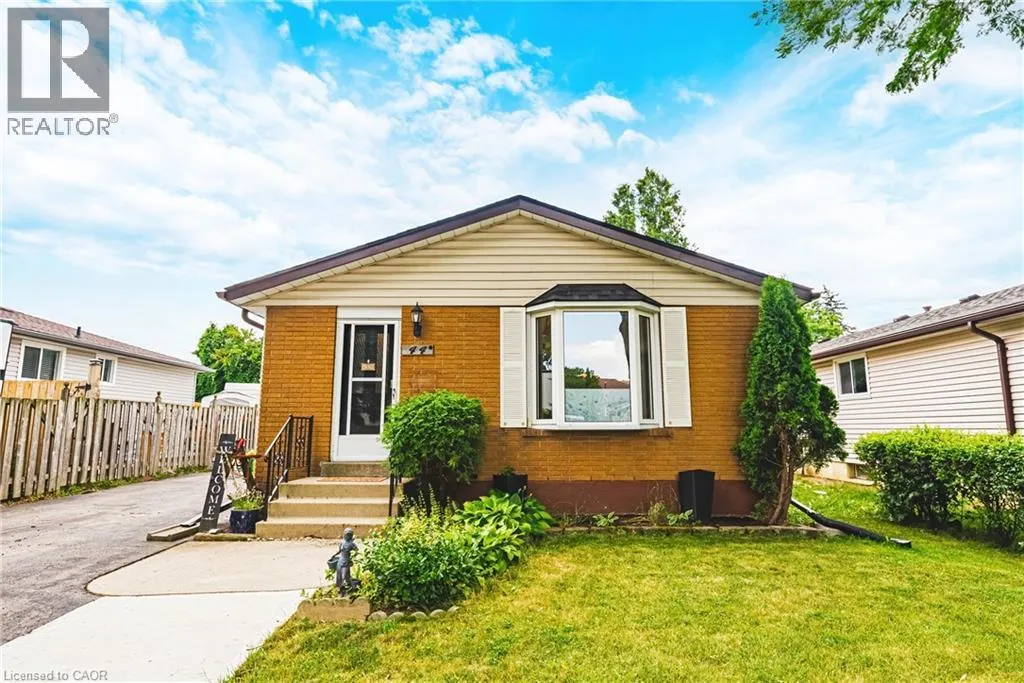 44 BILLINGTON Crescent