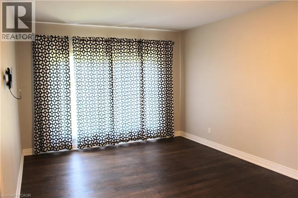 11490 INGLIS Drive