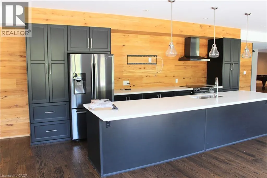 11490 INGLIS Drive