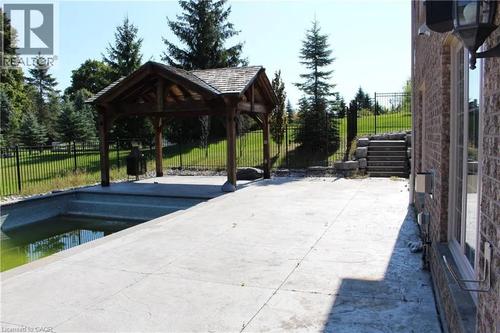 11490 INGLIS Drive