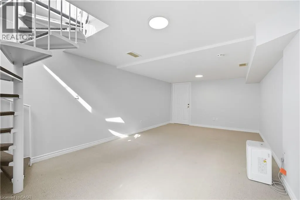 470 NELSON Avenue