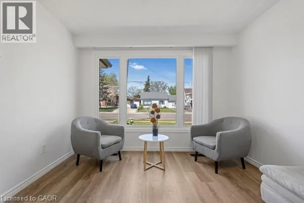 879 UPPER SHERMAN Avenue