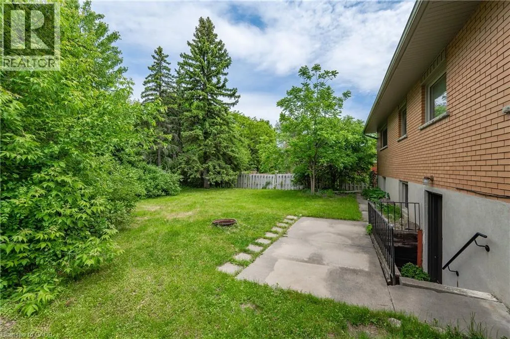 58 CYPRUS Drive Unit# UPPER, #UPPER